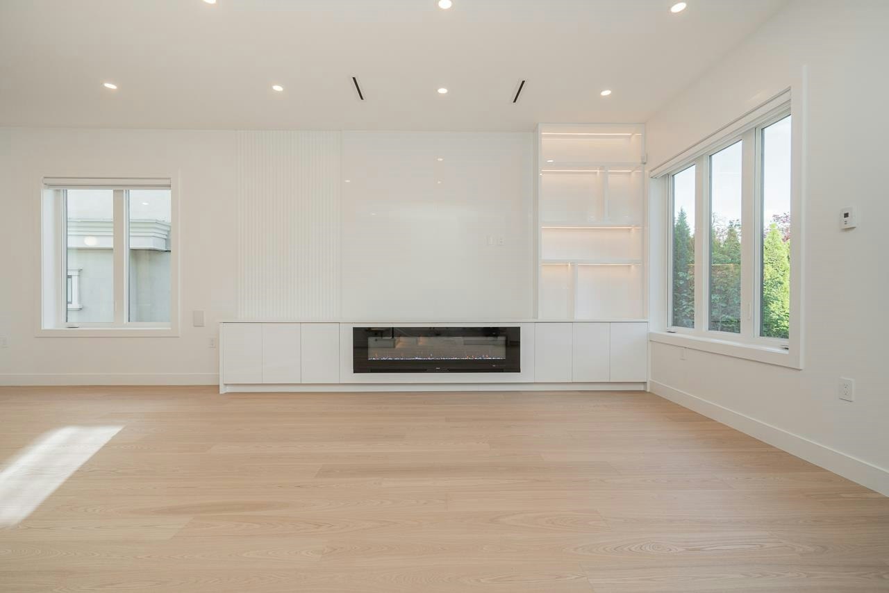 2621 Mcbain Avenue, Vancouver, BC, V6L 2C7 - 3