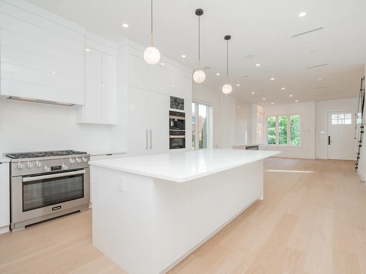 2621 Mcbain Avenue, Vancouver, BC, V6L 2C7 - 8
