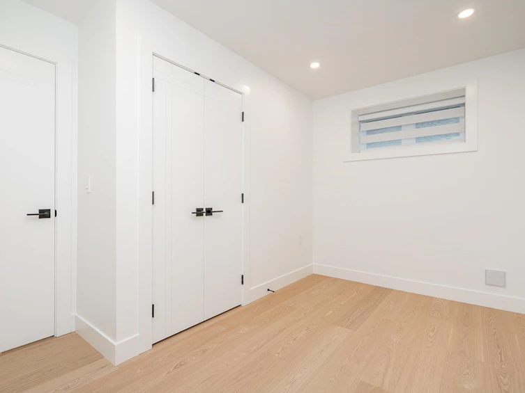 2621 Mcbain Avenue, Vancouver, BC, V6L 2C7 - 19