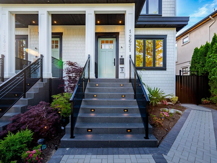 2621 Mcbain Avenue, Vancouver, BC, V6L 2C7 - 2
