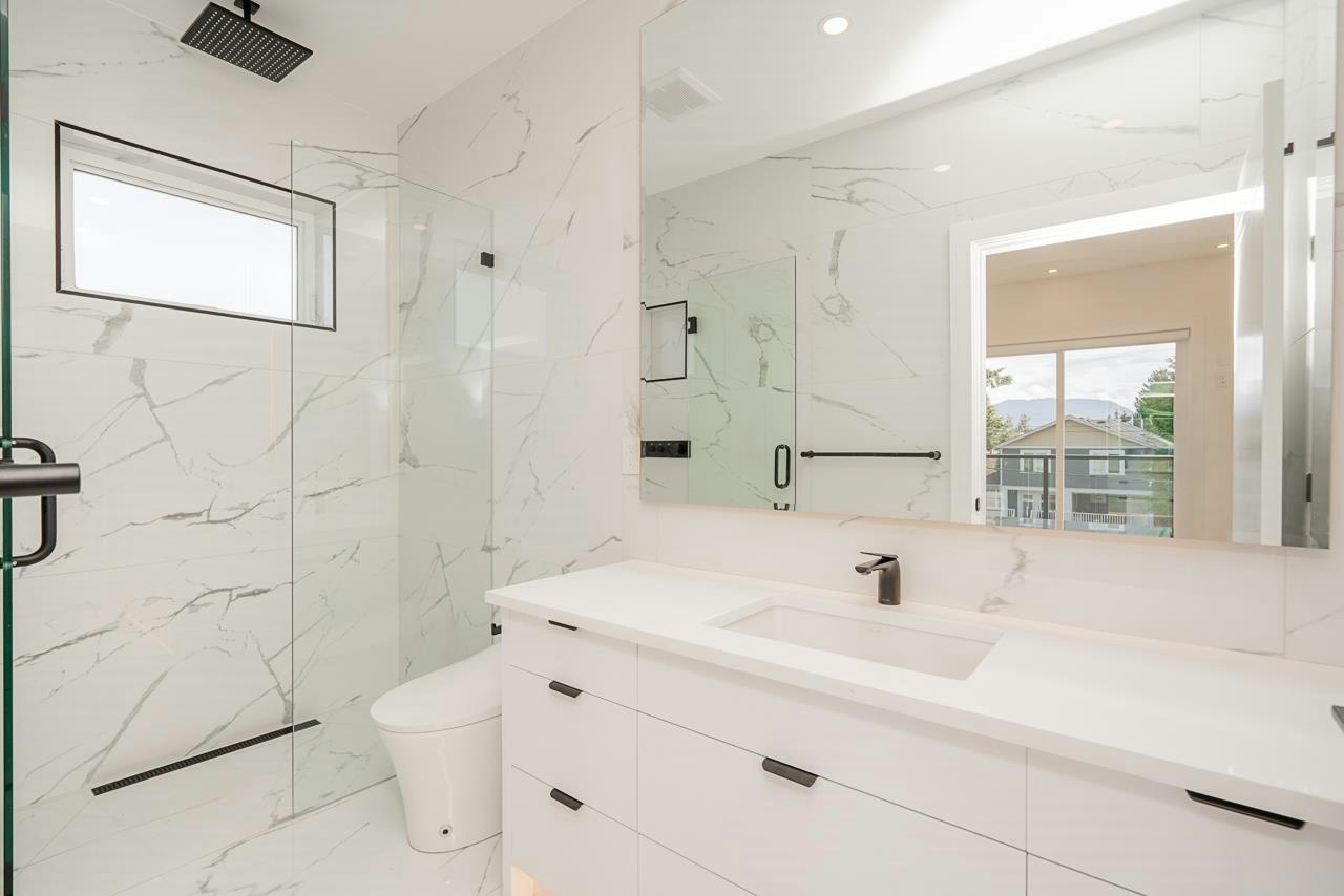 2621 Mcbain Avenue, Vancouver, BC, V6L 2C7 - 12