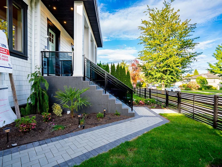 2623 Mcbain Avenue, Vancouver, BC, V6L 2C7 - 3
