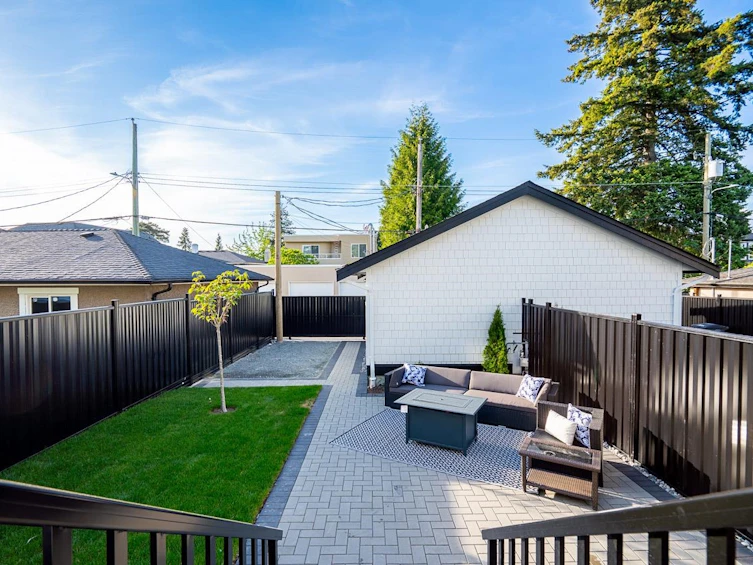 2623 Mcbain Avenue, Vancouver, BC, V6L 2C7 - 22