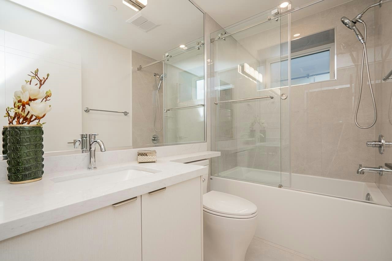 2623 Mcbain Avenue, Vancouver, BC, V6L 2C7 - 21