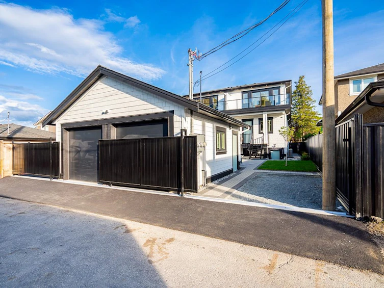 2623 Mcbain Avenue, Vancouver, BC, V6L 2C7 - 24