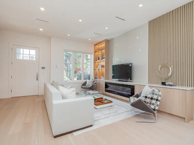 2623 Mcbain Avenue - 4