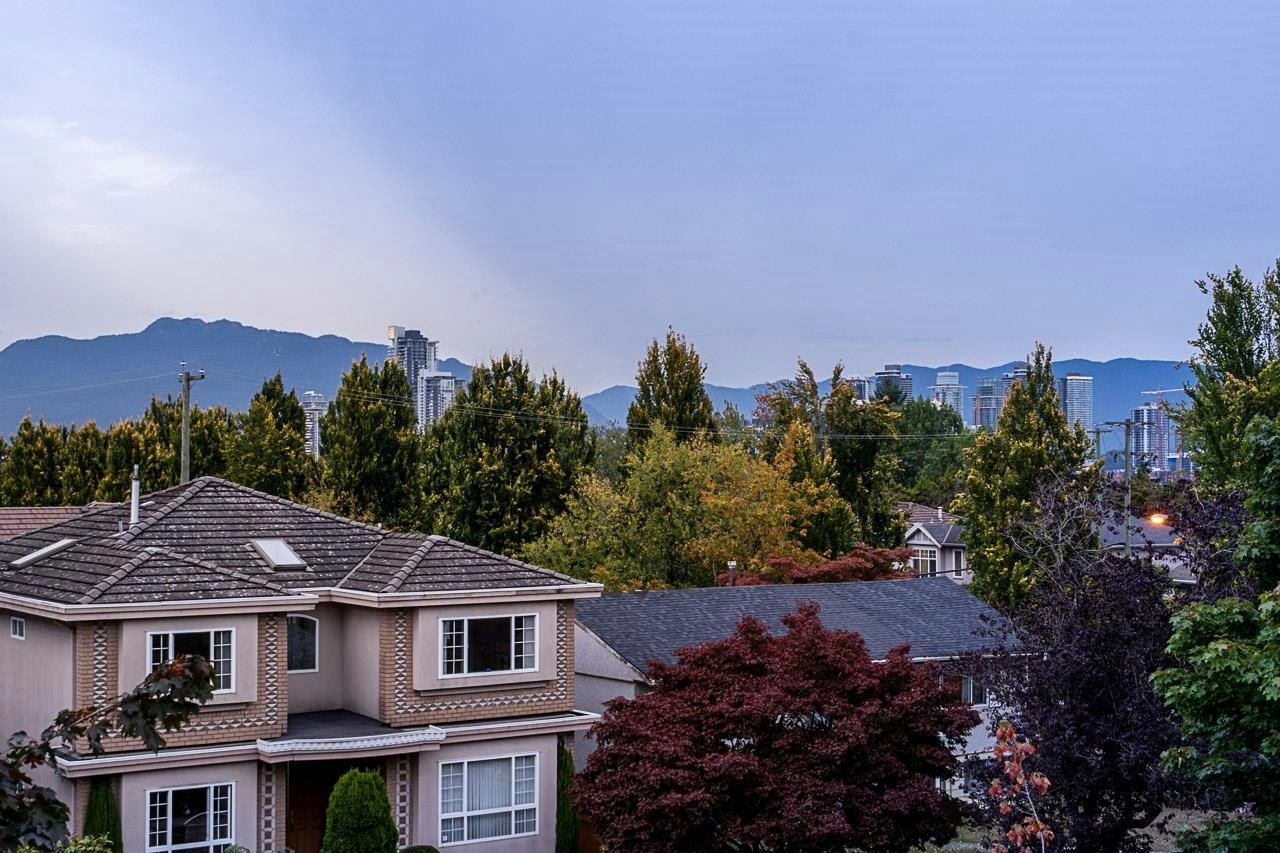 2-3638 Normandy Drive, Vancouver, BC, V5M 2G3 - 32
