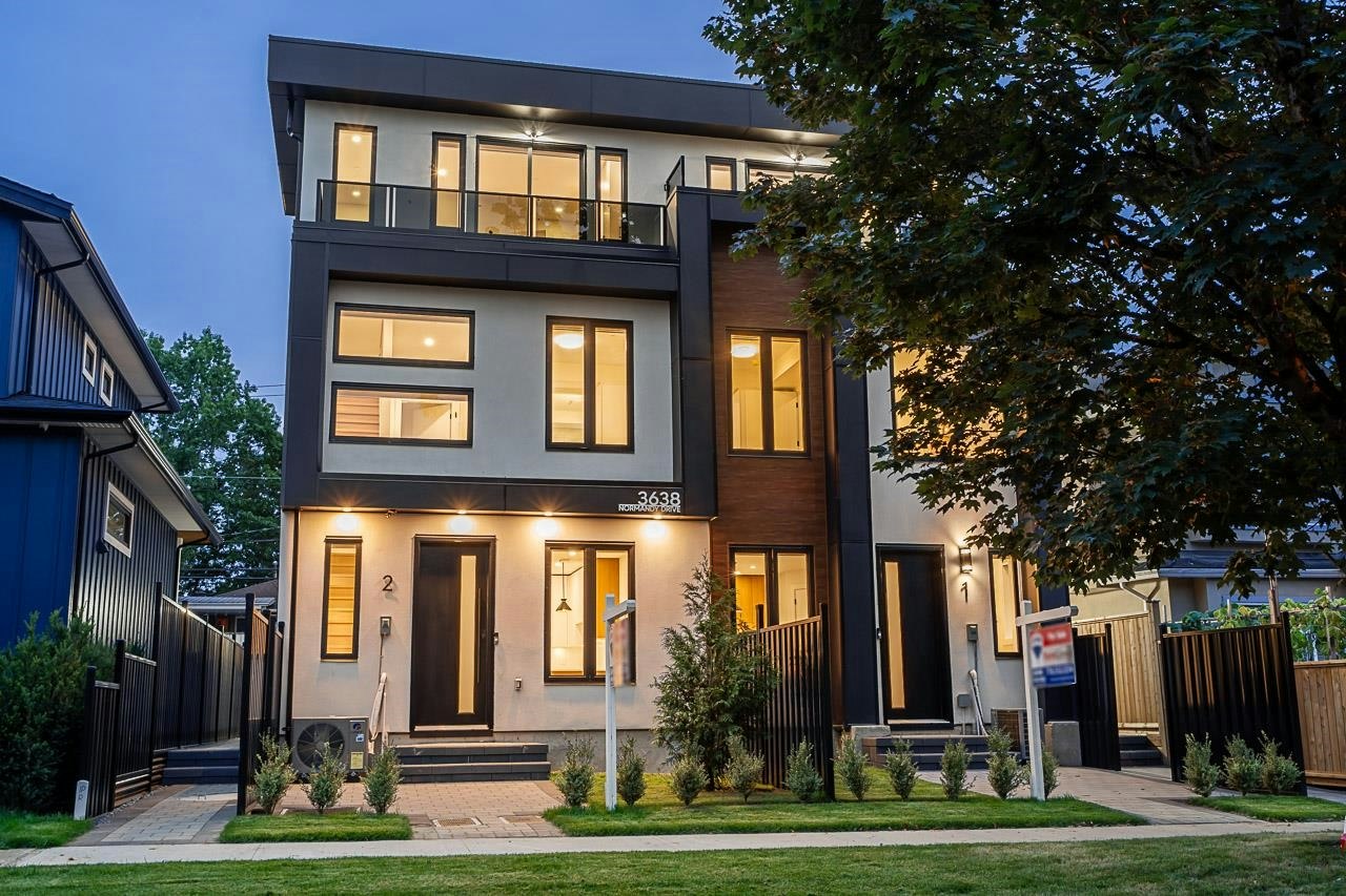 2-3638 Normandy Drive, Vancouver, BC, V5M 2G3
