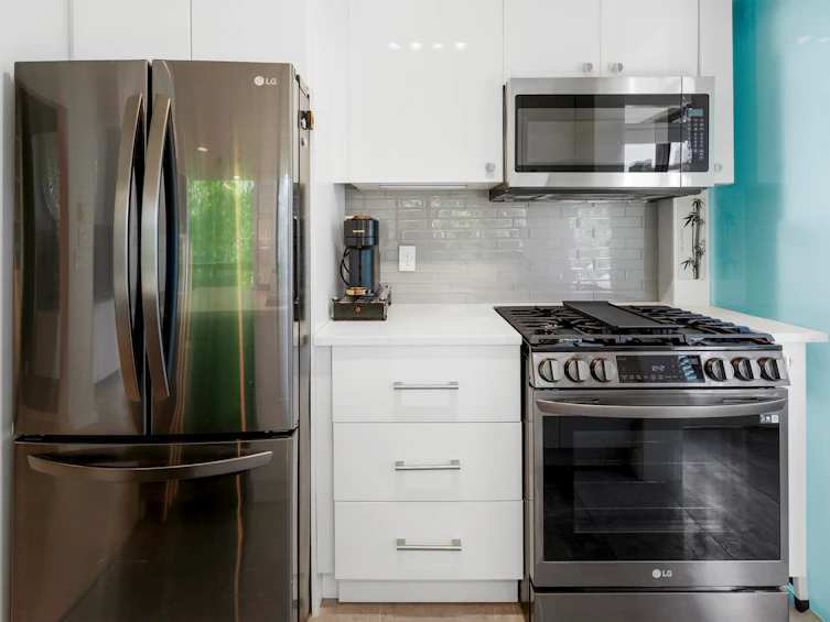 304-1003 Burnaby Street, Vancouver, BC, V6E 4R7 - 9