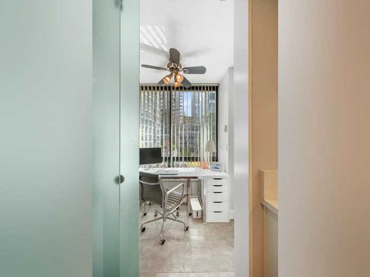 304-1003 Burnaby Street, Vancouver, BC, V6E 4R7 - 23