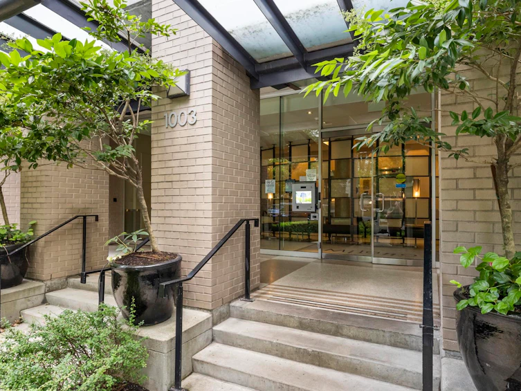 304-1003 Burnaby Street, Vancouver, BC, V6E 4R7 - 33