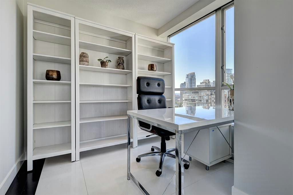 2106-1228 Marinaside Crescent, Vancouver, BC, V6Z 2W4 - 15