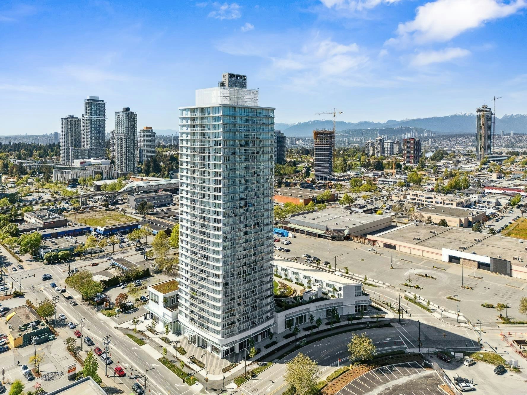 701-13685 102 Avenue, Surrey, BC, V3T 0S2