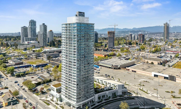 701-13685 102 Avenue