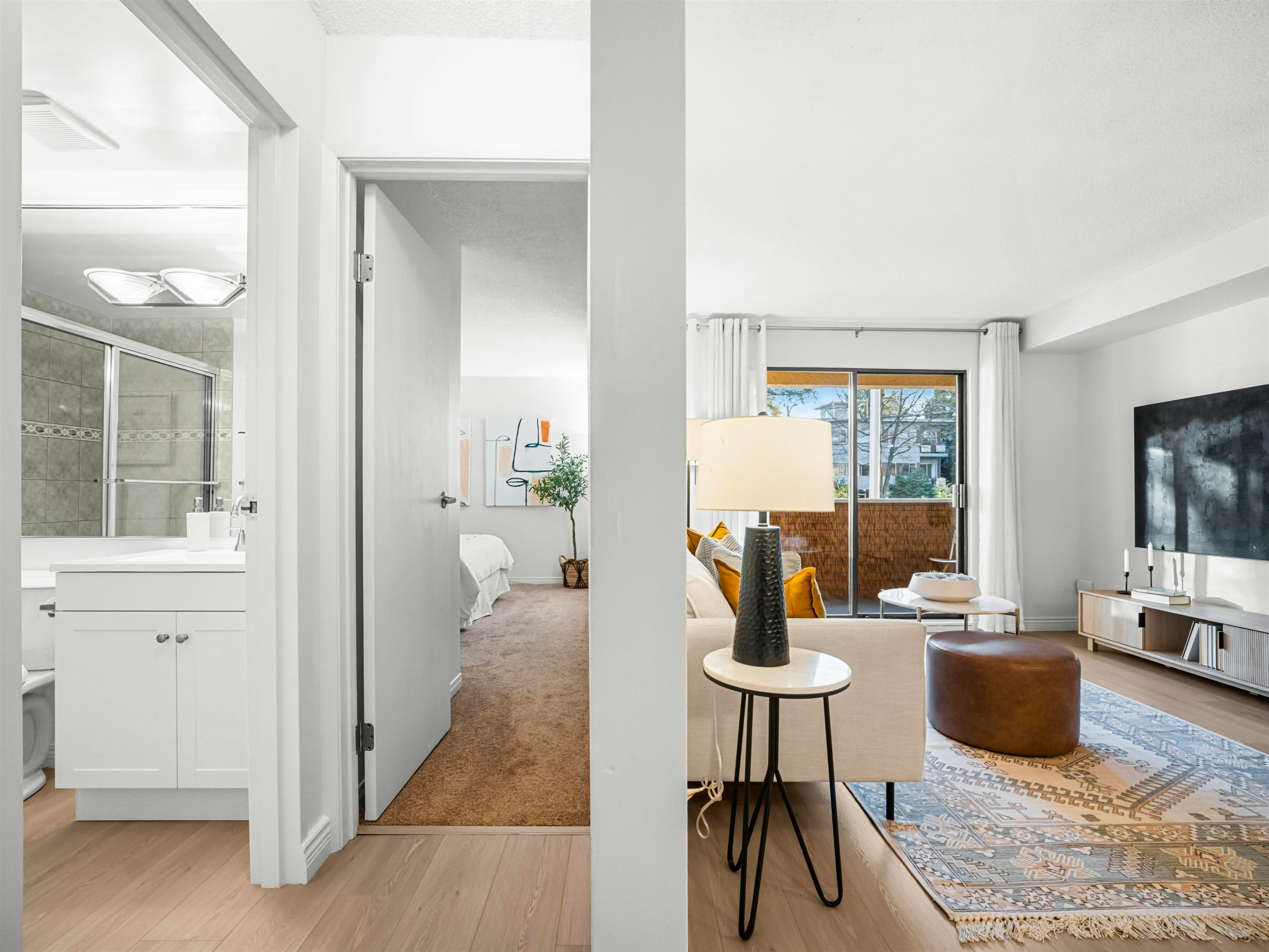 313-975 E Broadway, Vancouver, BC, V5T 1Y3 - 12