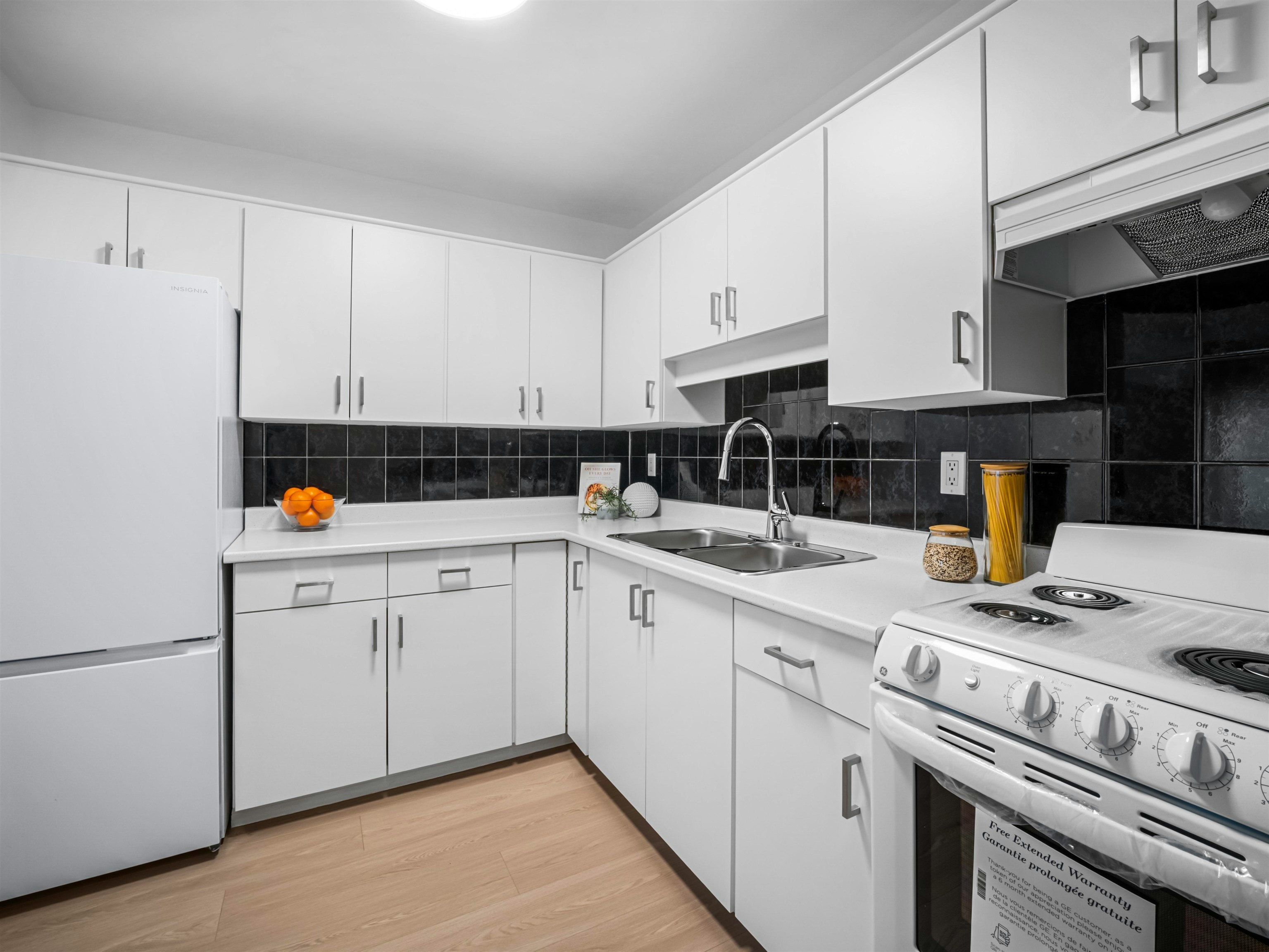 313-975 E Broadway, Vancouver, BC, V5T 1Y3 - 11