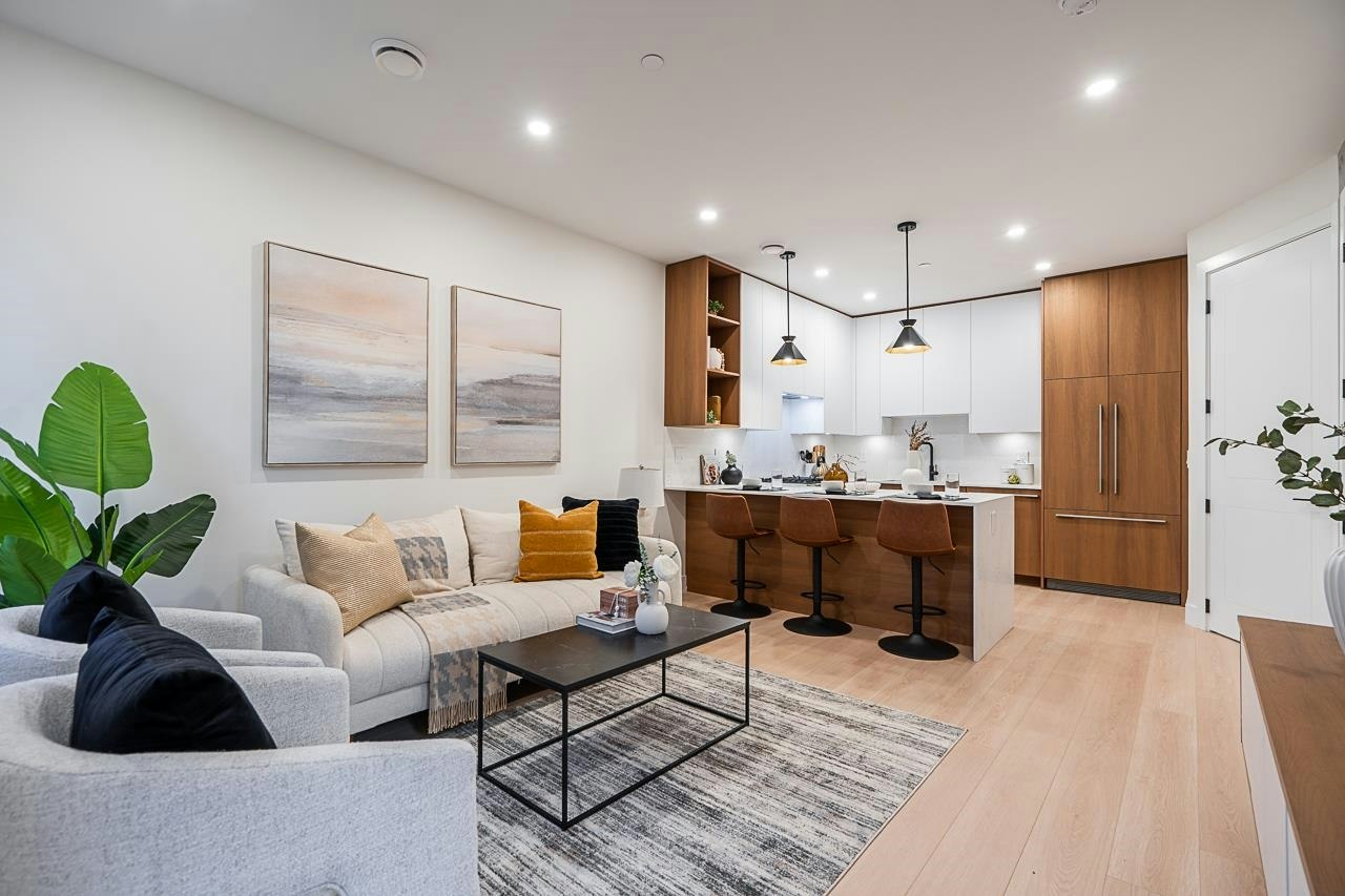 3-3638 Normandy Drive, Vancouver, BC, V5M 2G3