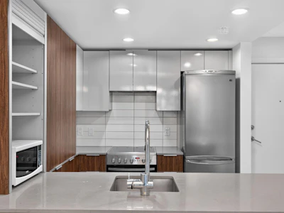 410-1088 Richards Street - 5