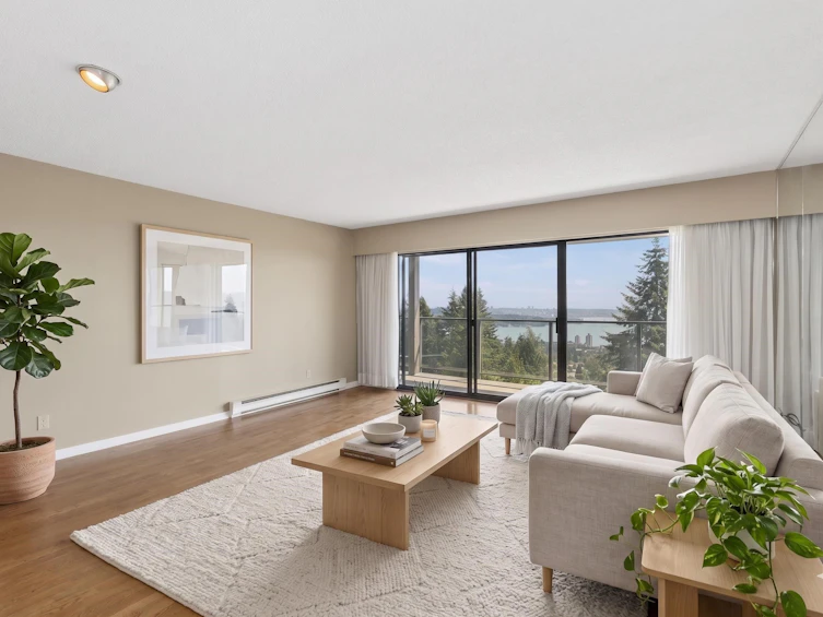 8-2206 Folkestone Way, West Vancouver, BC, V7S 2X7