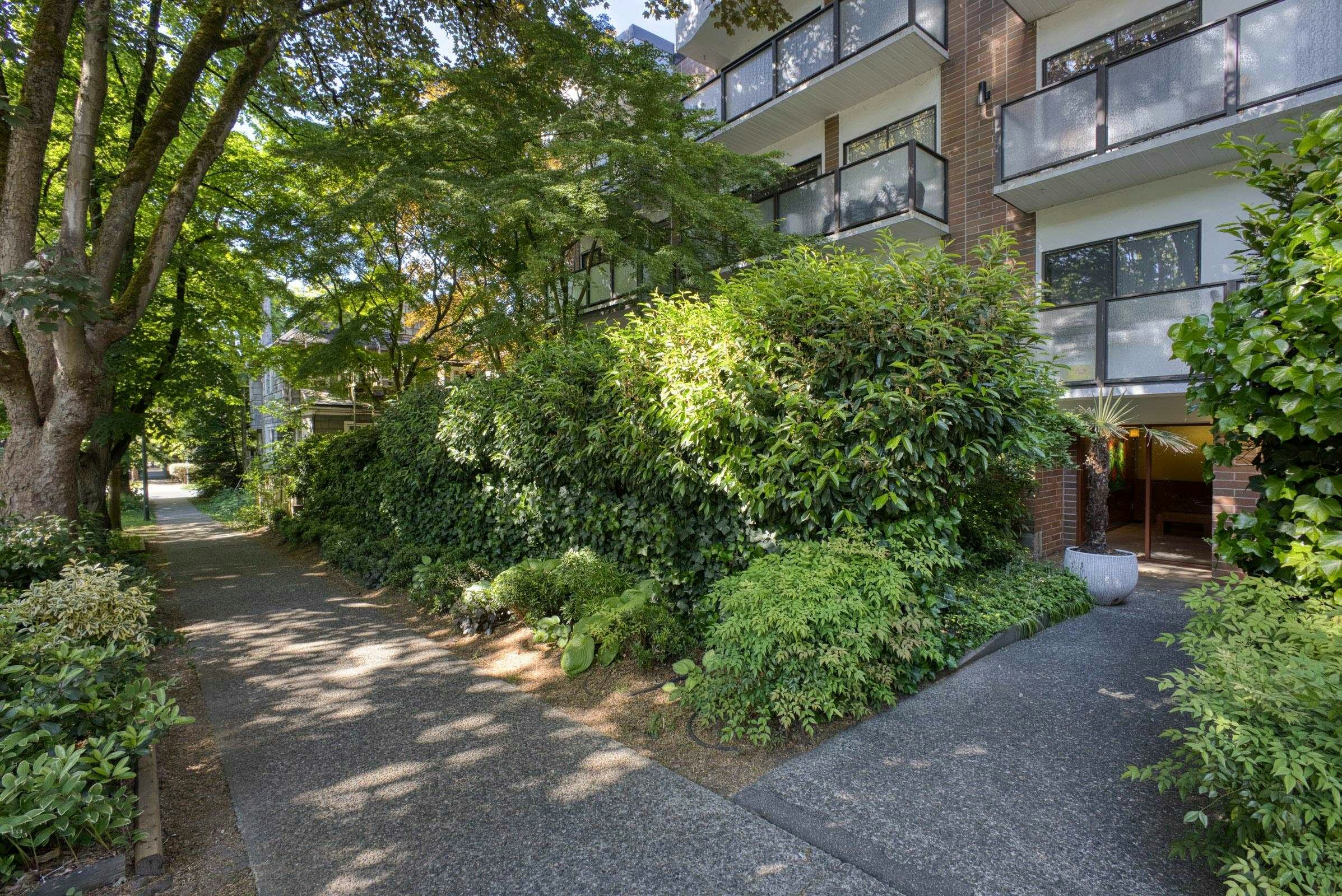 309-1535 Nelson Street, Vancouver, BC, V6G 1M2