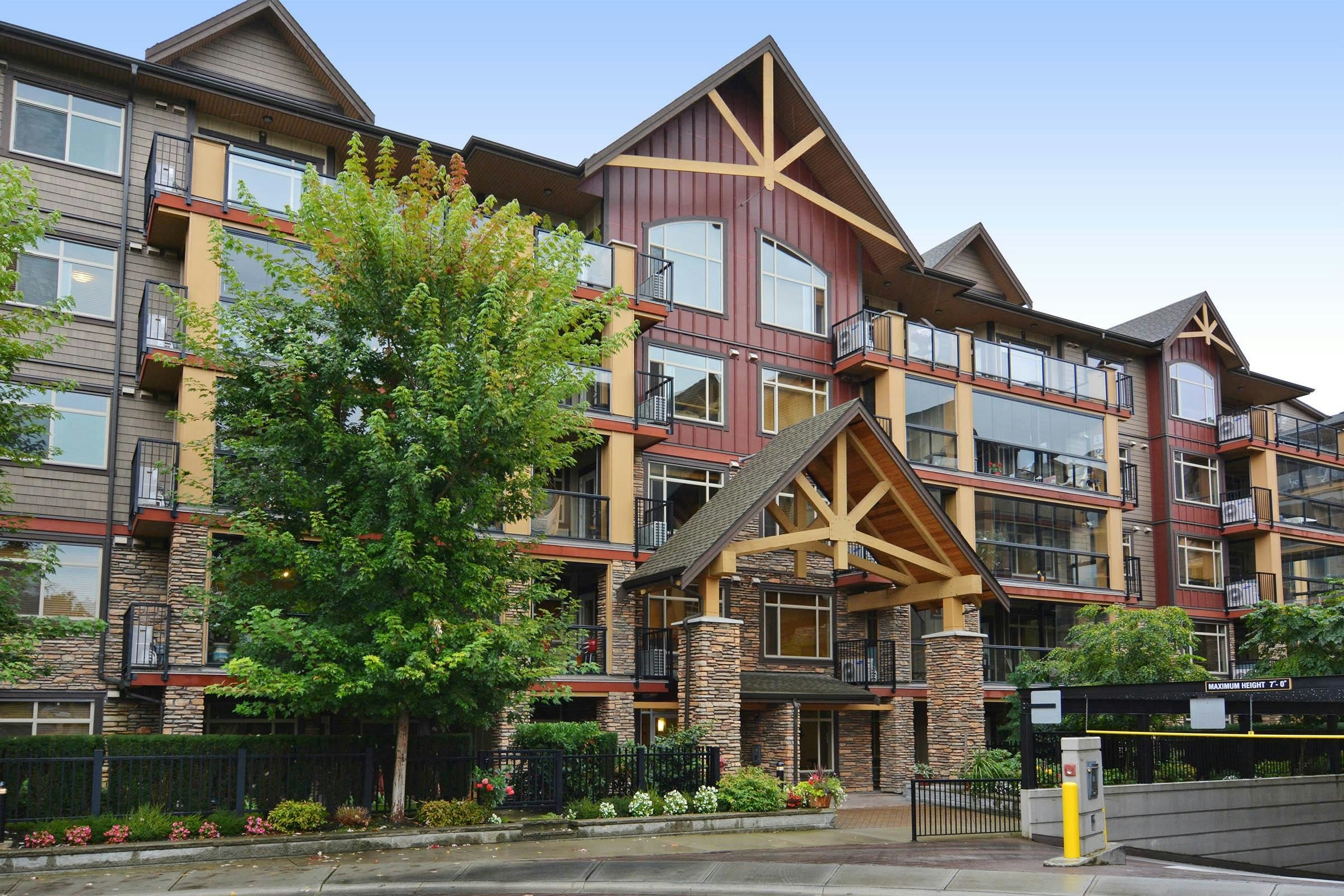 284-8288 207a Street, Langley, BC, V2Y 0L2