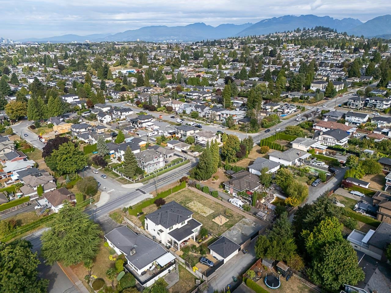 1988 Kensington Avenue, Burnaby, BC, V5B 4E1 - 14