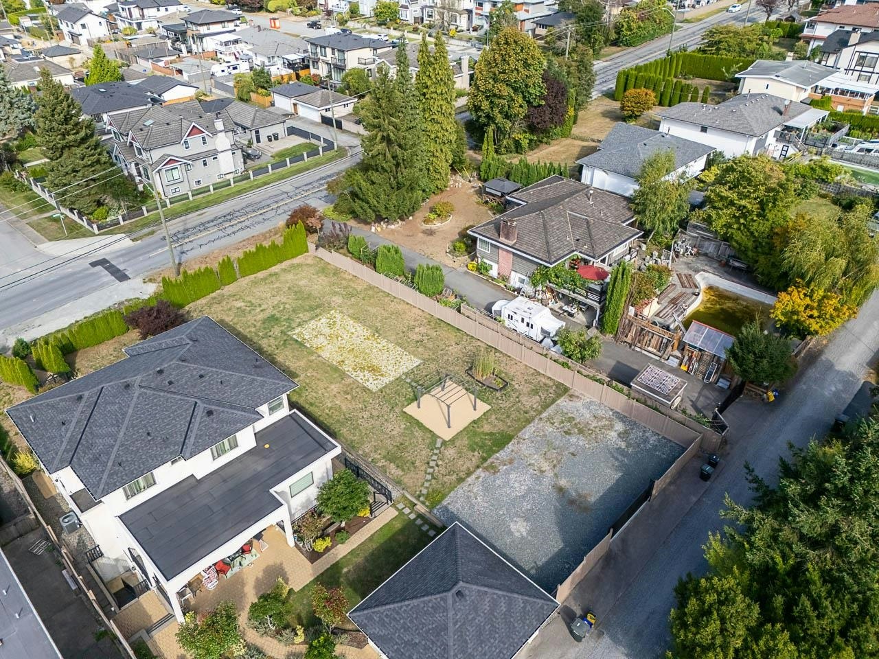 1988 Kensington Avenue, Burnaby, BC, V5B 4E1 - 21
