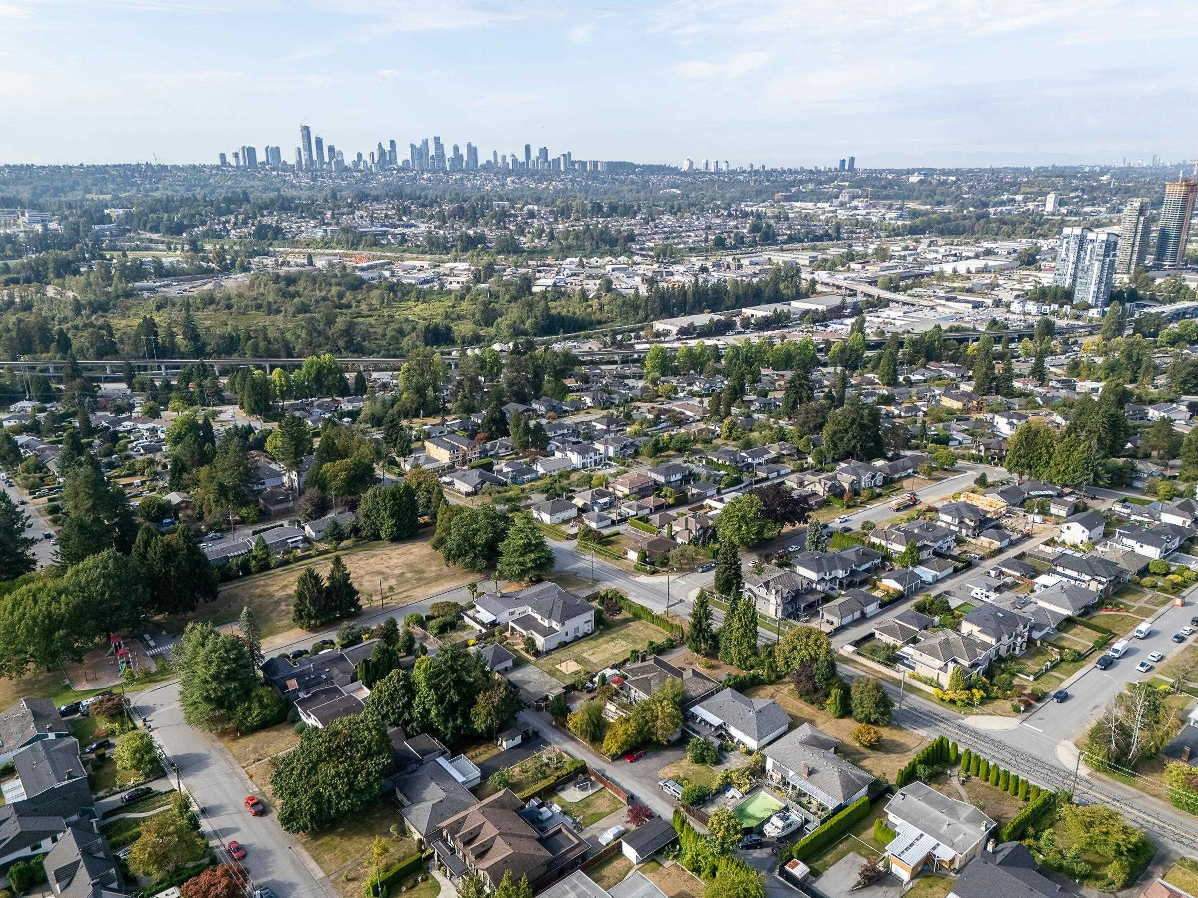 1988 Kensington Avenue, Burnaby, BC, V5B 4E1 - 5