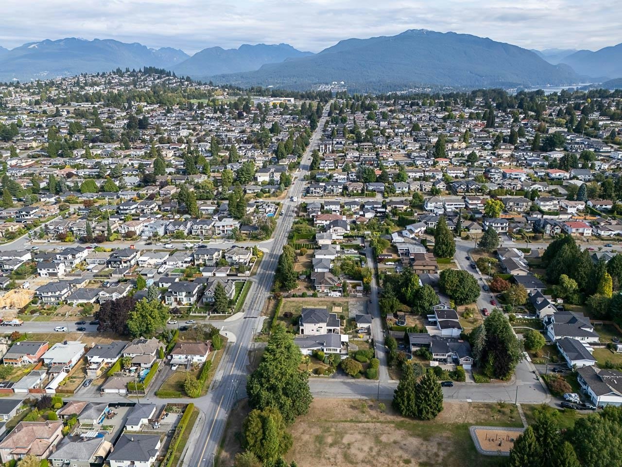 1988 Kensington Avenue, Burnaby, BC, V5B 4E1 - 9