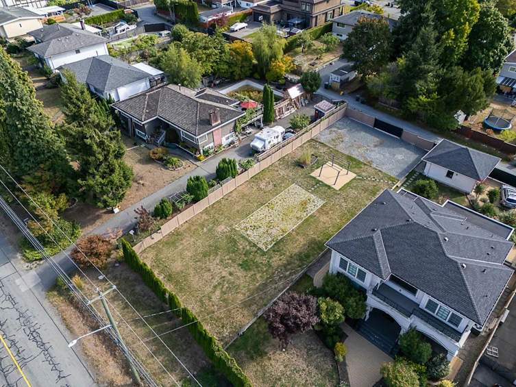 1988 Kensington Avenue, Burnaby, BC, V5B 4E1 - 20