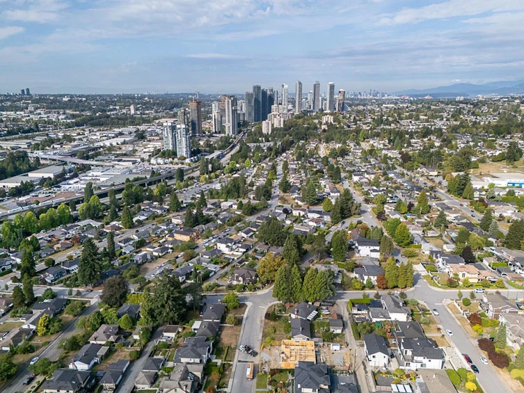 1988 Kensington Avenue, Burnaby, BC, V5B 4E1 - 37