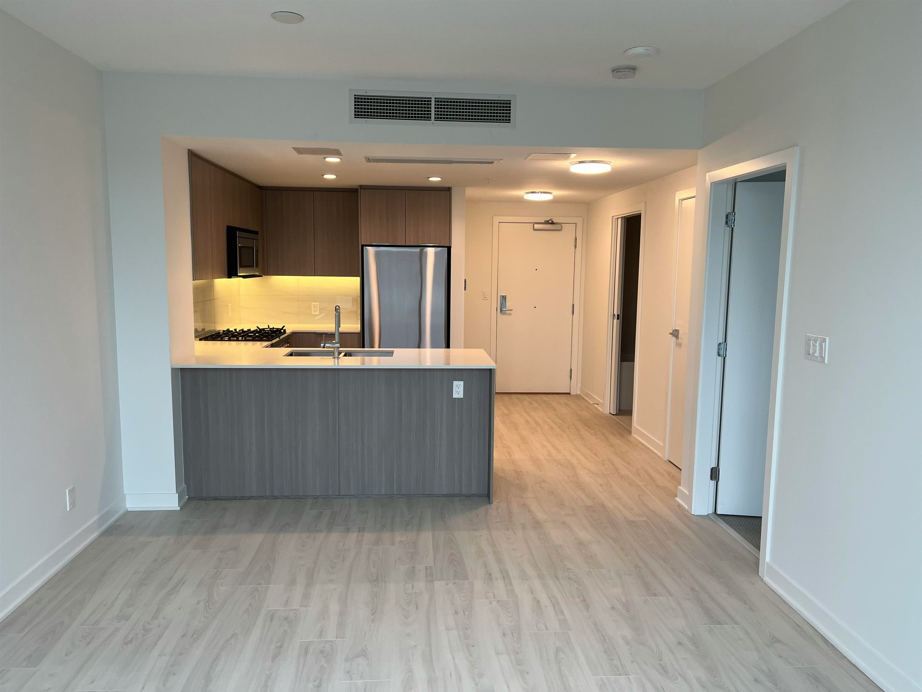 502-1471 Hunter Street, North Vancouver, BC, V7J 1H3 - 7