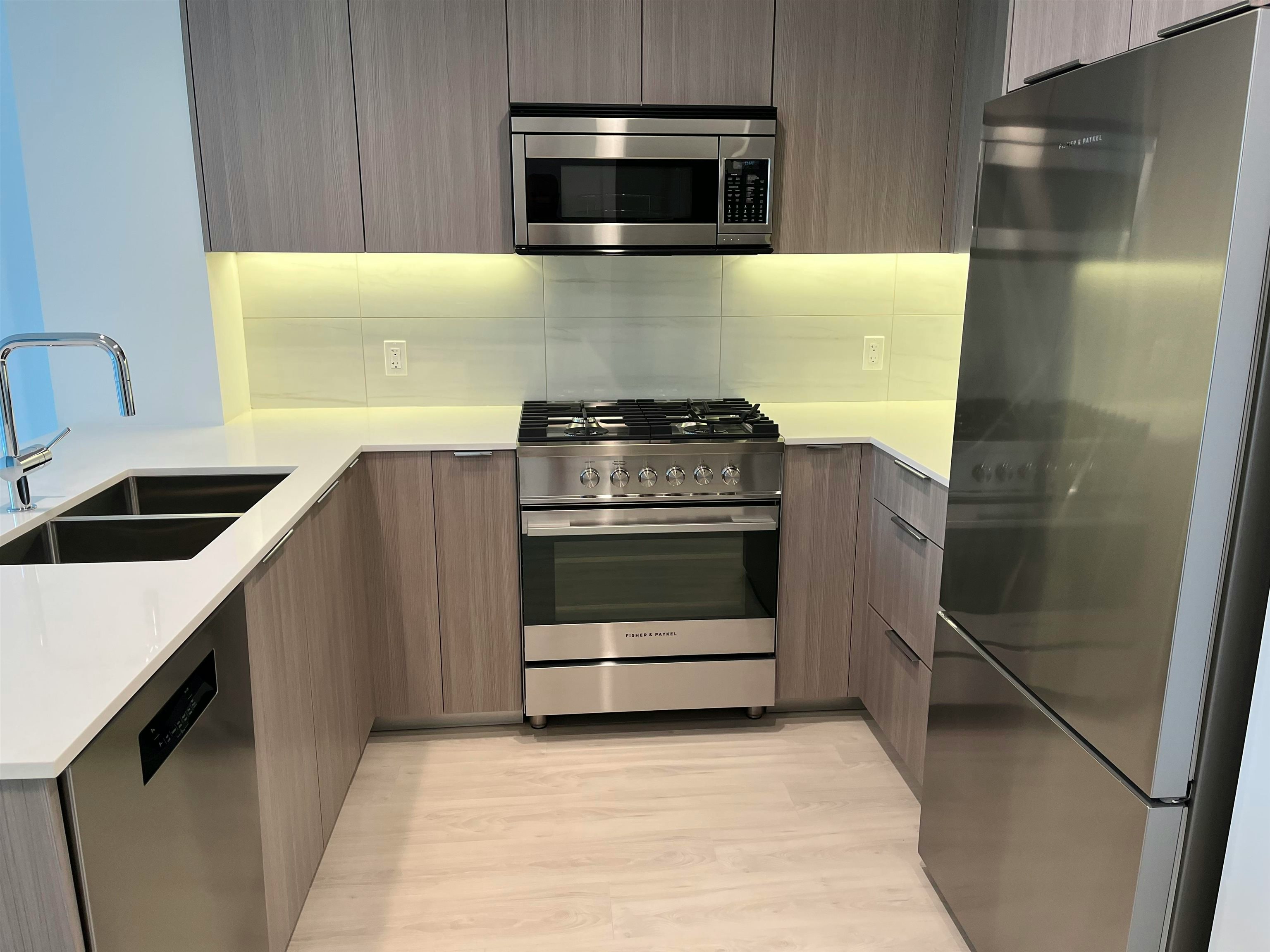 502-1471 Hunter Street - 5