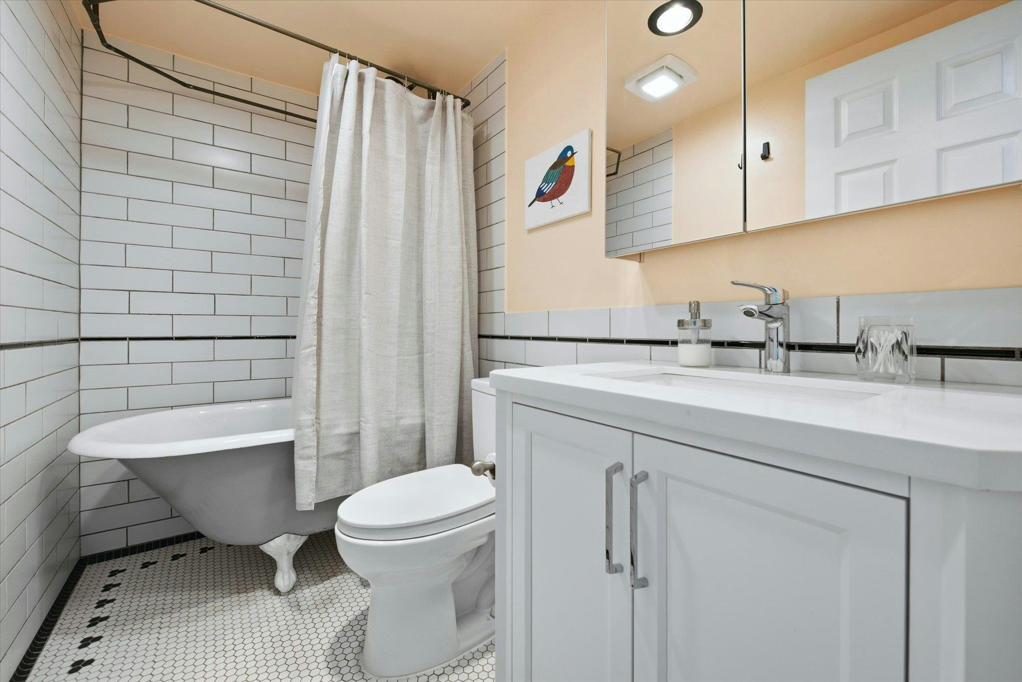102-788 E 8th Avenue, Vancouver, BC, V5T 1T4 - 16