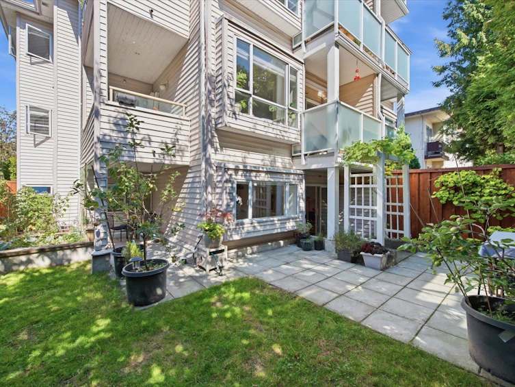 102-788 E 8th Avenue, Vancouver, BC, V5T 1T4