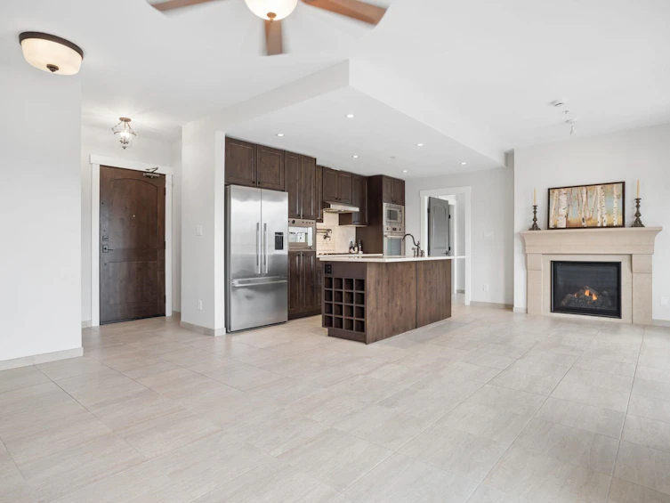 301-4721 Hastings Street, Burnaby, BC, V5C 2K8 - 8