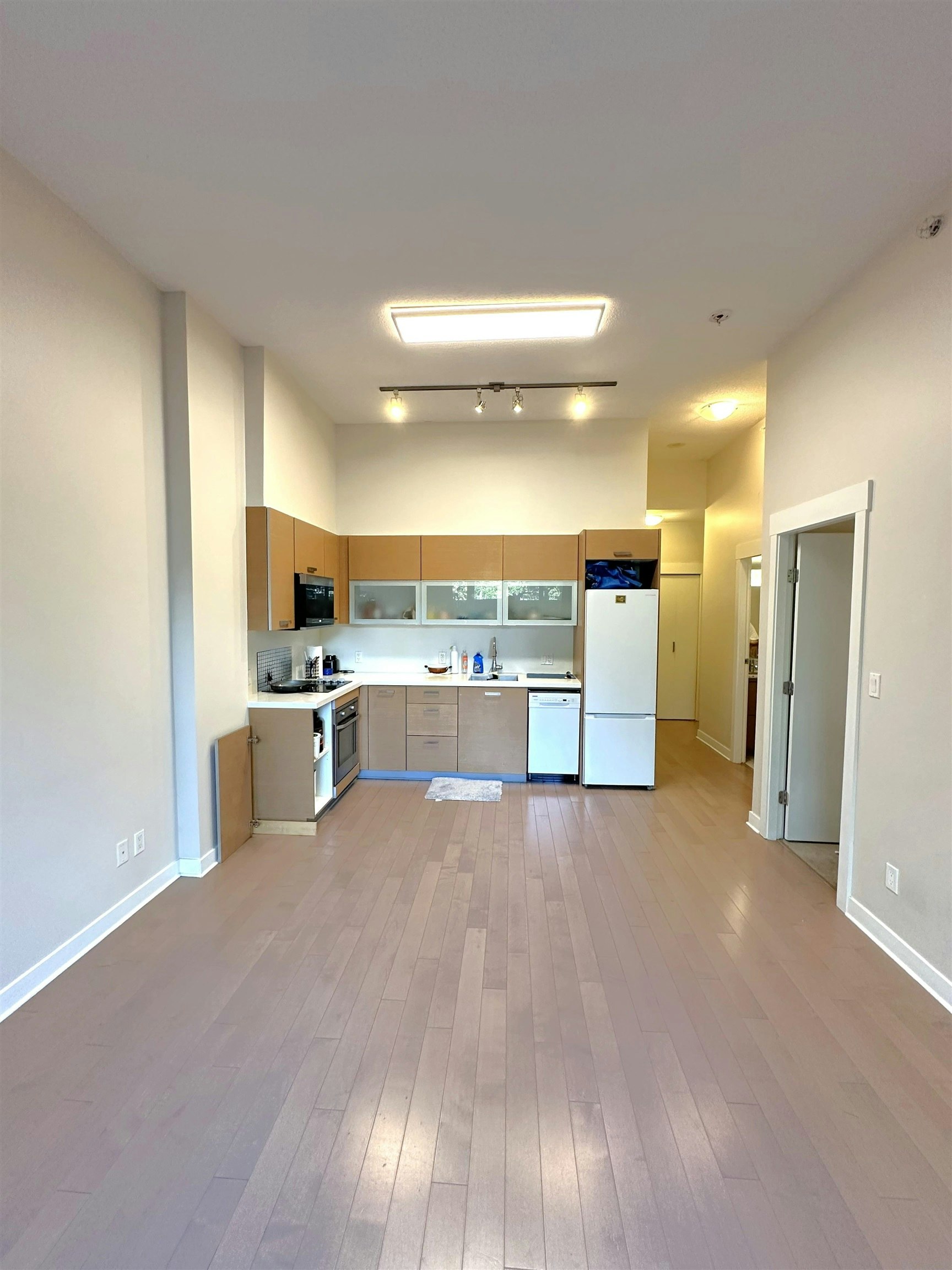 102-13380 108 Avenue, Surrey, BC, V3T 0E7
