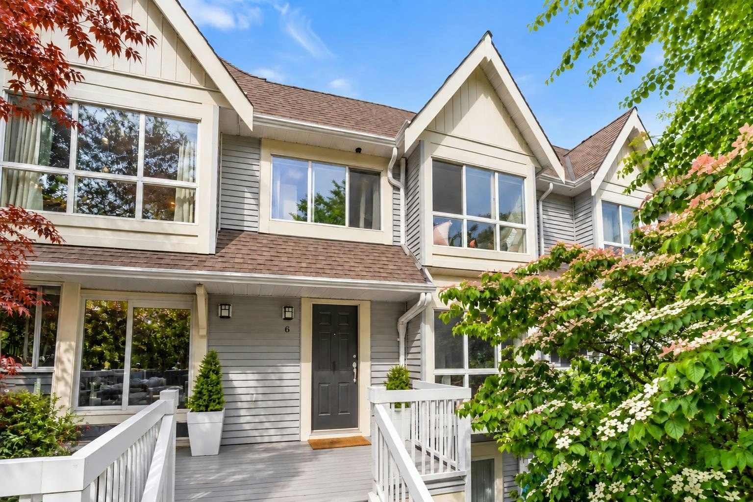 6-1073 Lynn Valley Road, North Vancouver, BC, V7J 1Z6