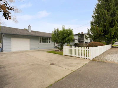 4872 58 Street - 3