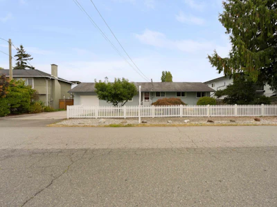 4872 58 Street - 5