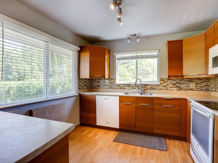 15866 North Bluff Road, Surrey, BC, V4B 3G7 - 7