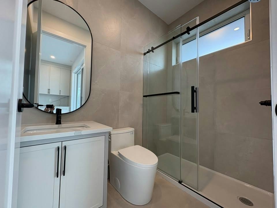 6866 Ontario St, Vancouver, BC, V5X 3B3 - 3