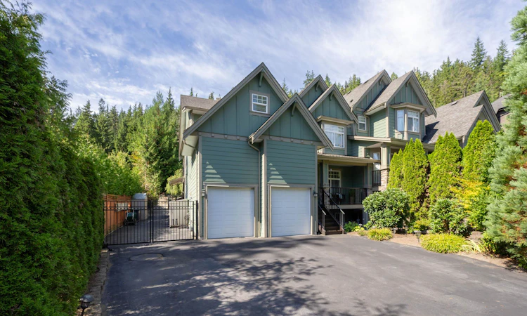 2915 Fern Drive