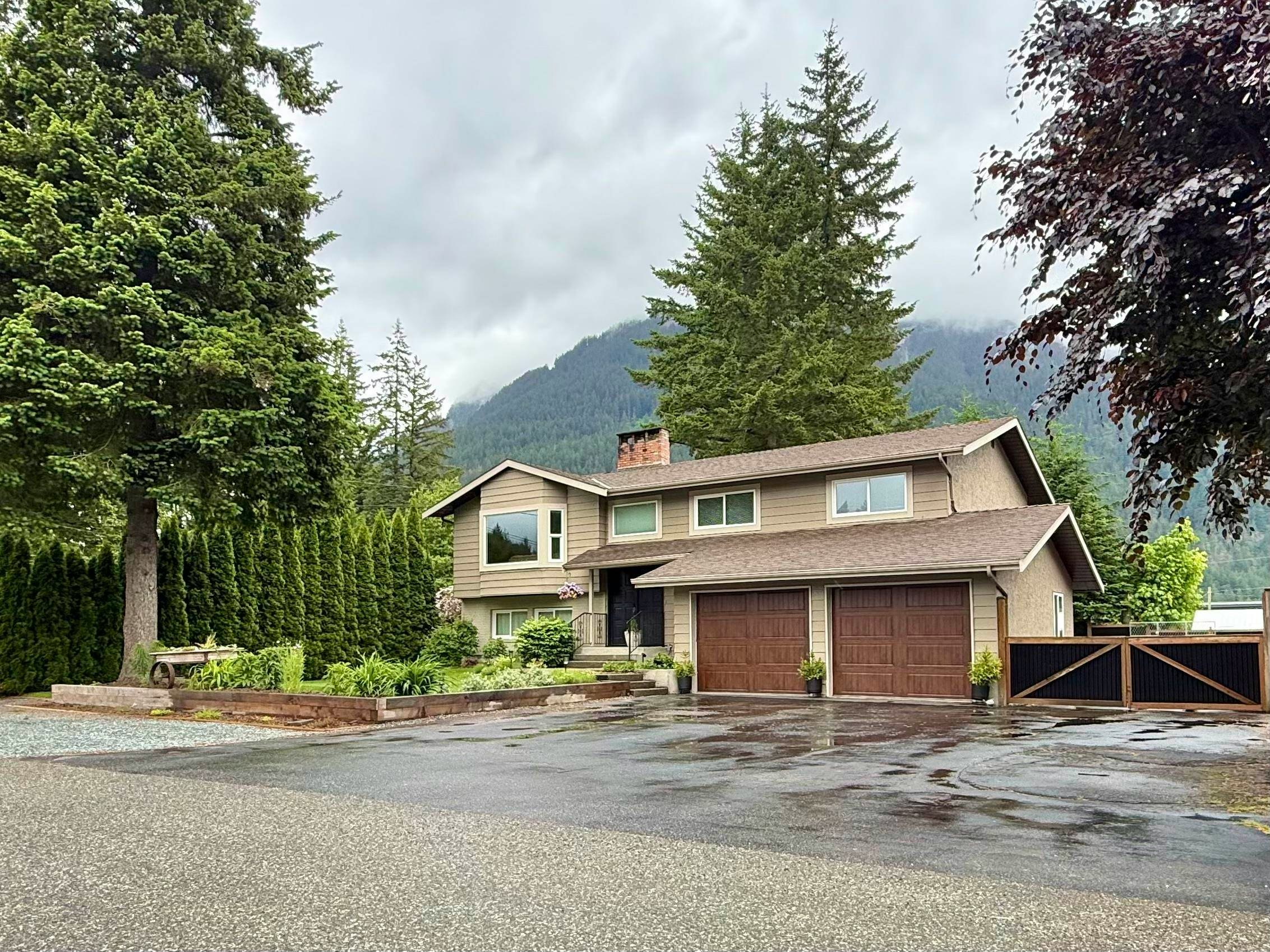 21224 Mountview Crescent, Hope, BC, V0X 1L1