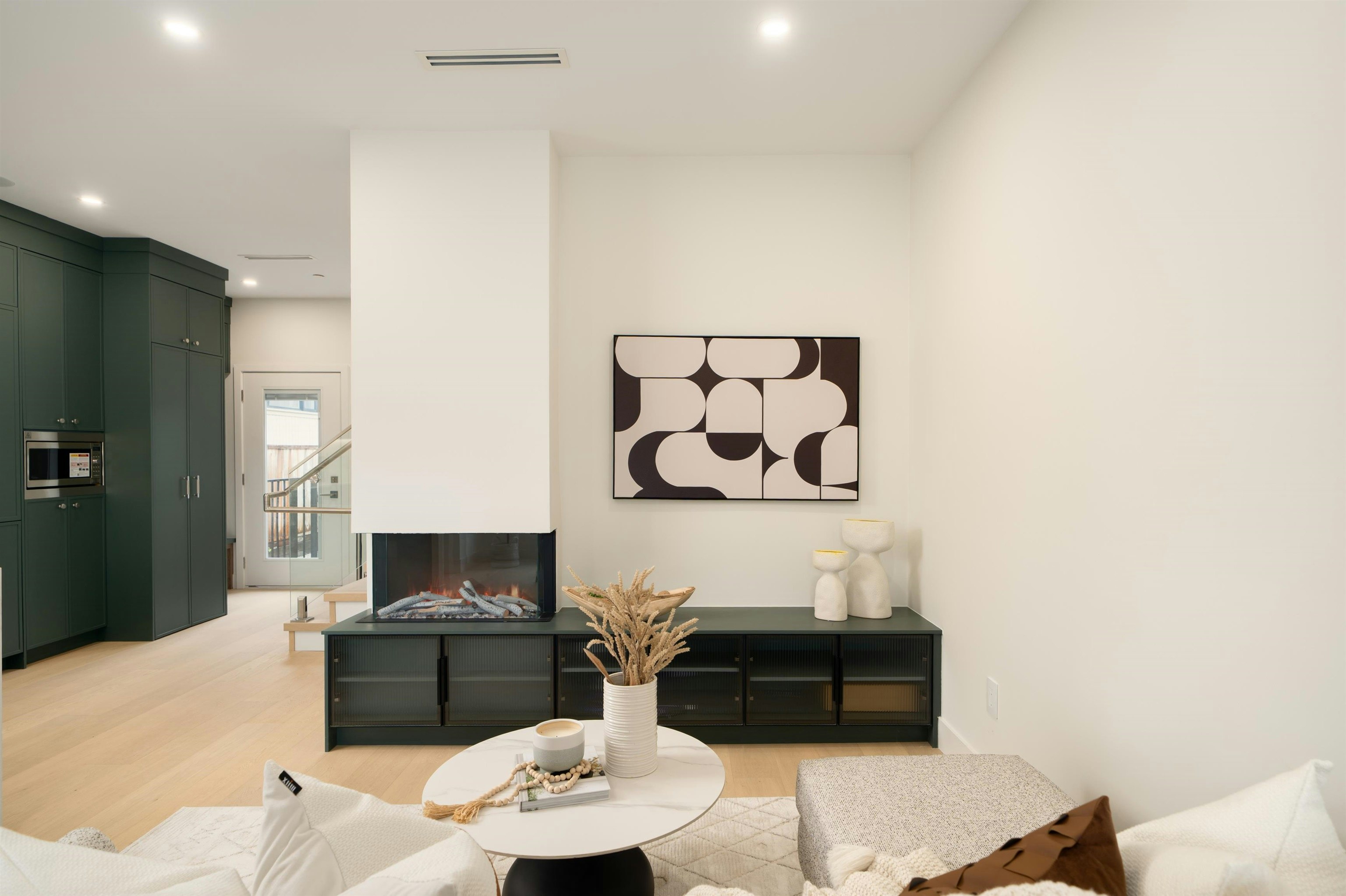 1-8508 East Boulevard, Vancouver, BC, V6P 5E6 - 5