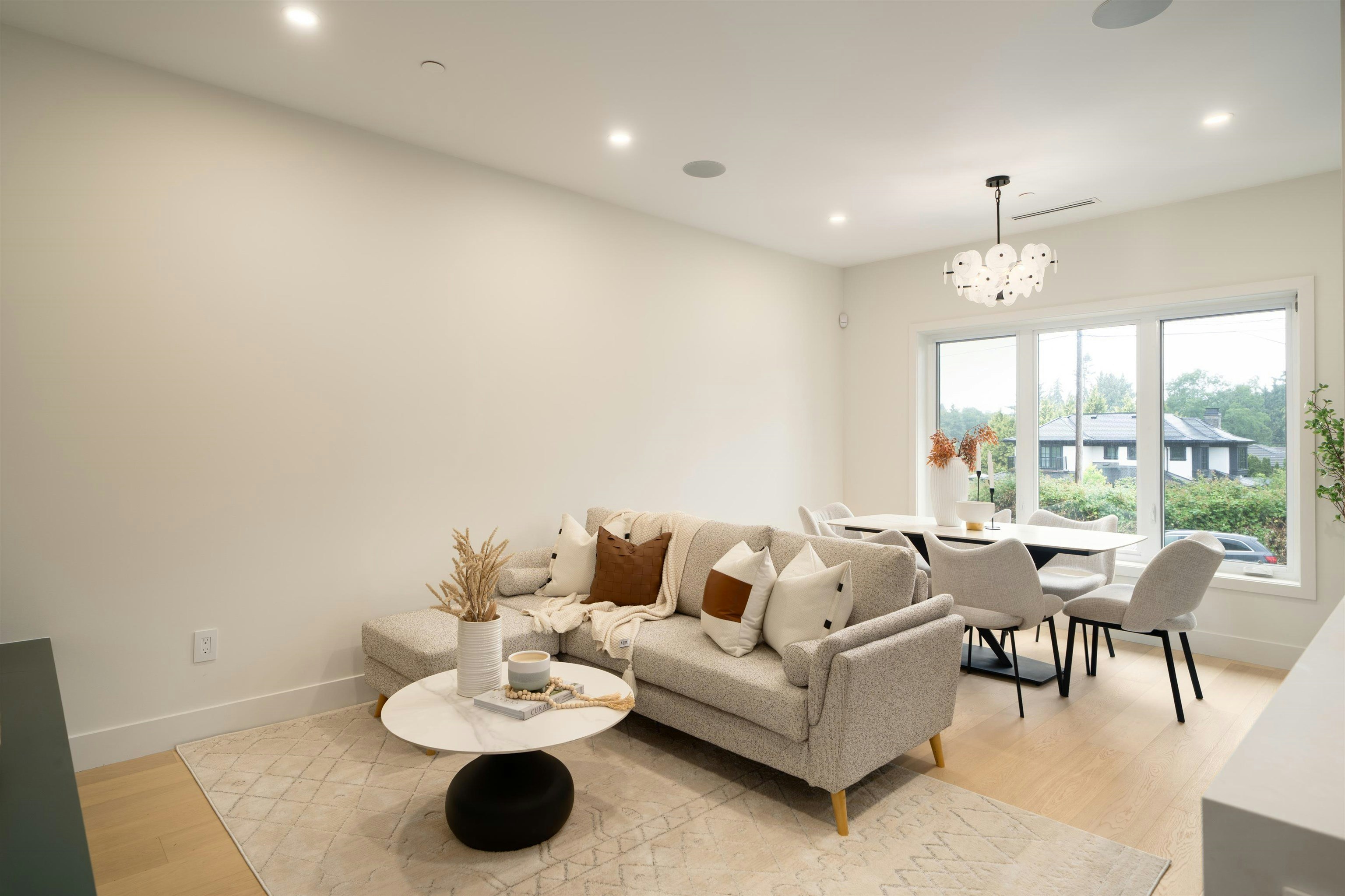 1-8508 East Boulevard, Vancouver, BC, V6P 5E6 - 6