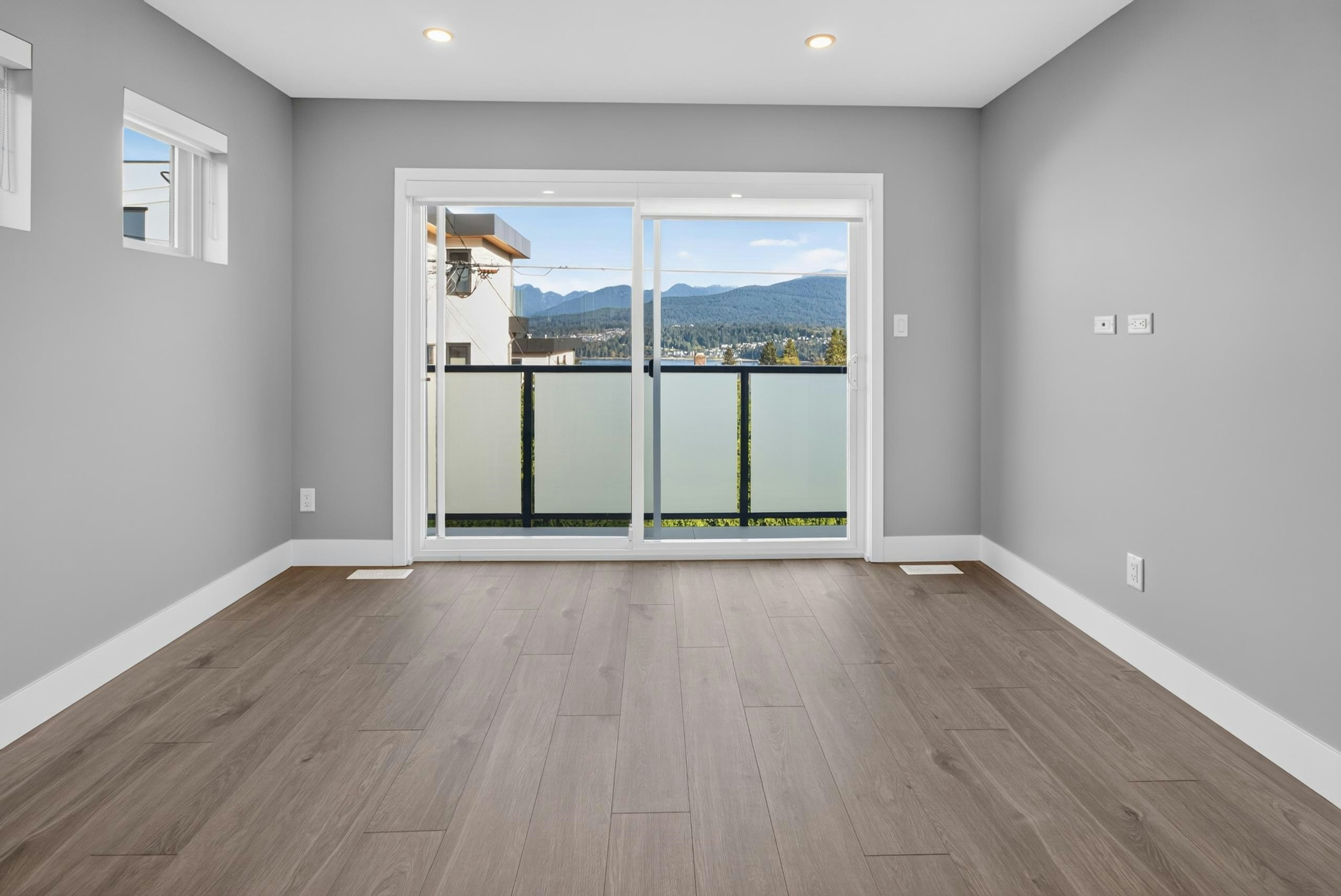 7081 Belcarra Drive, Burnaby, BC, V5A 1A6 - 9