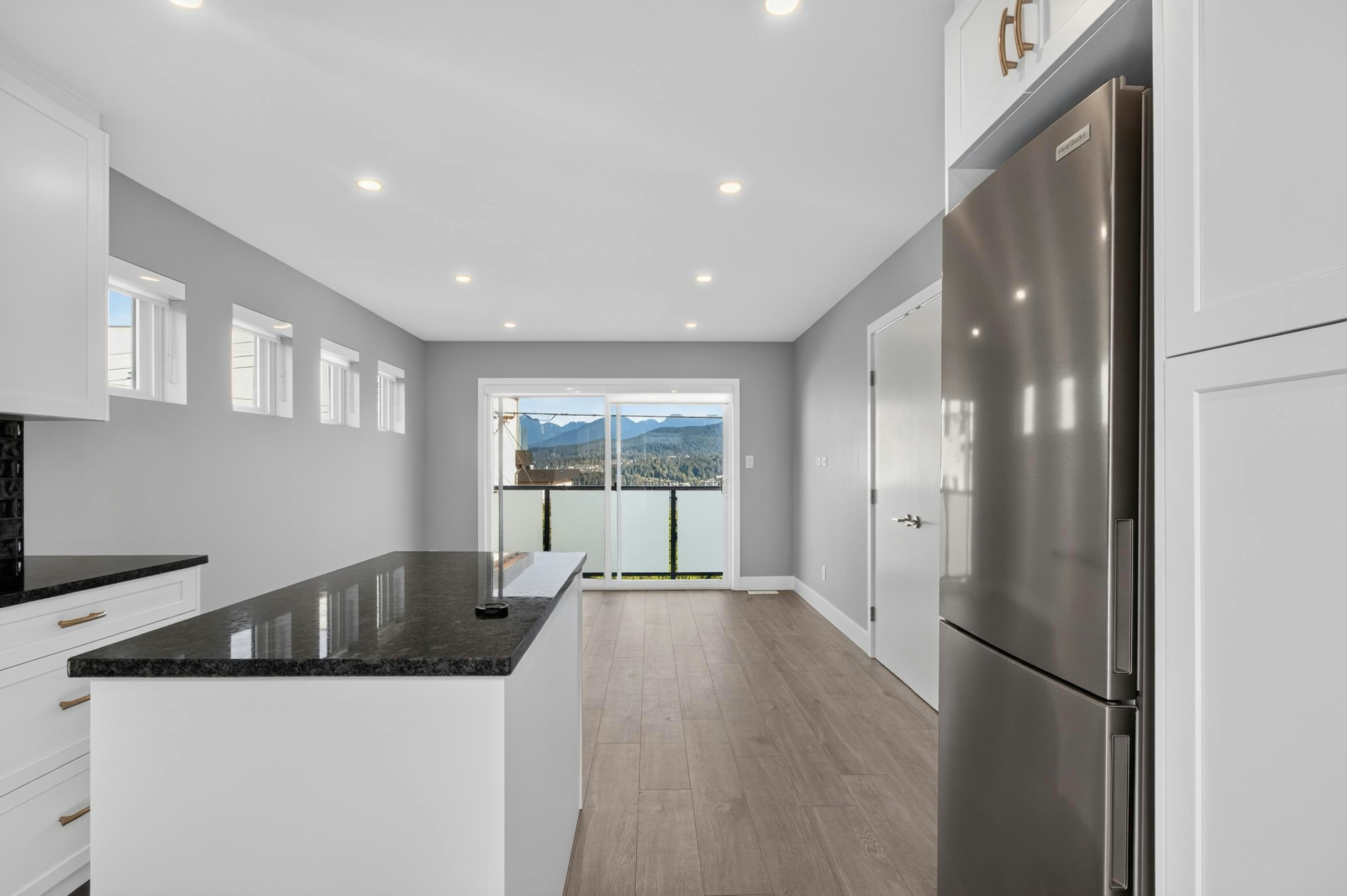 7081 Belcarra Drive, Burnaby, BC, V5A 1A6 - 5