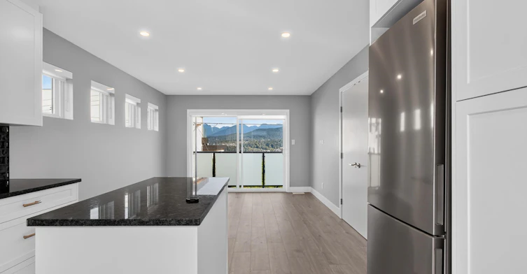 7081 Belcarra Drive, Burnaby, BC, V5A 1A6 - 5