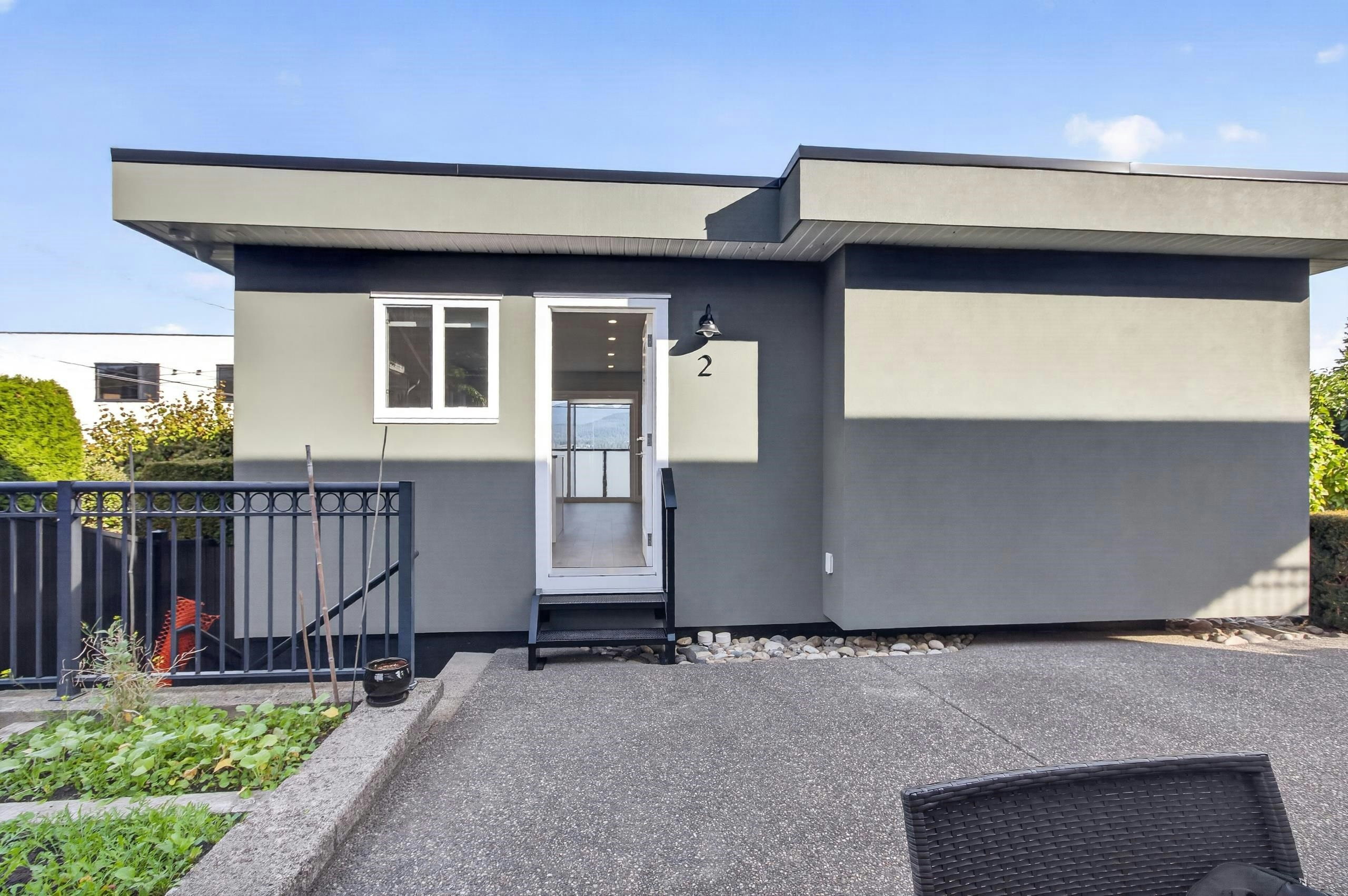 7081 Belcarra Drive, Burnaby, BC, V5A 1A6 - 13